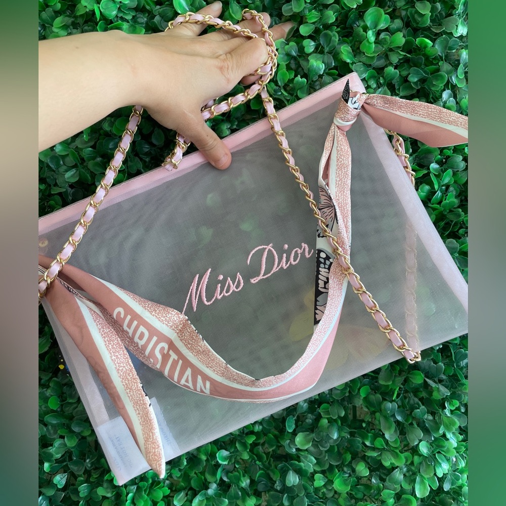 Dior - Picture 2 of 11